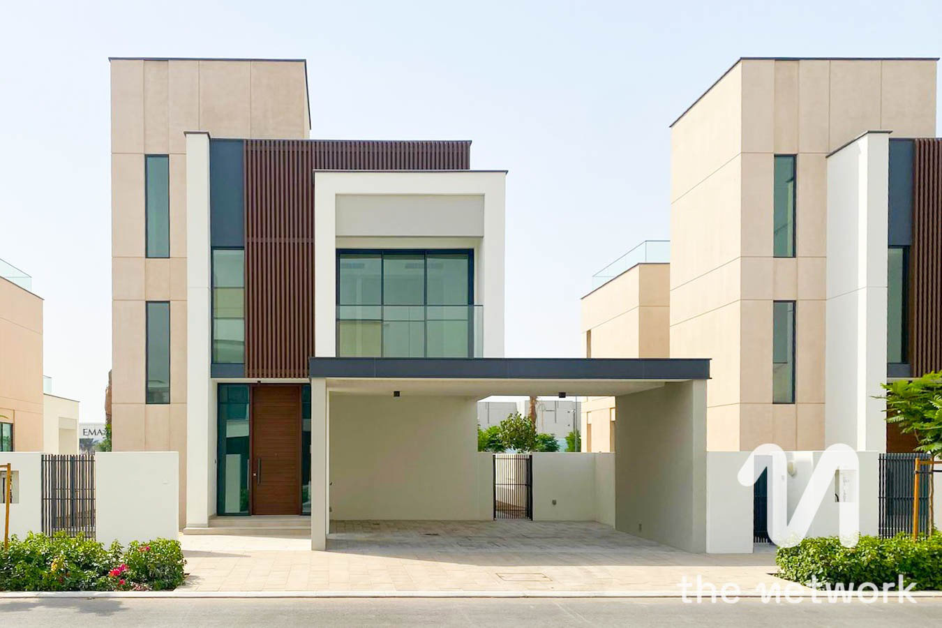 Close to Souk Next to pool | Maintenance warranty