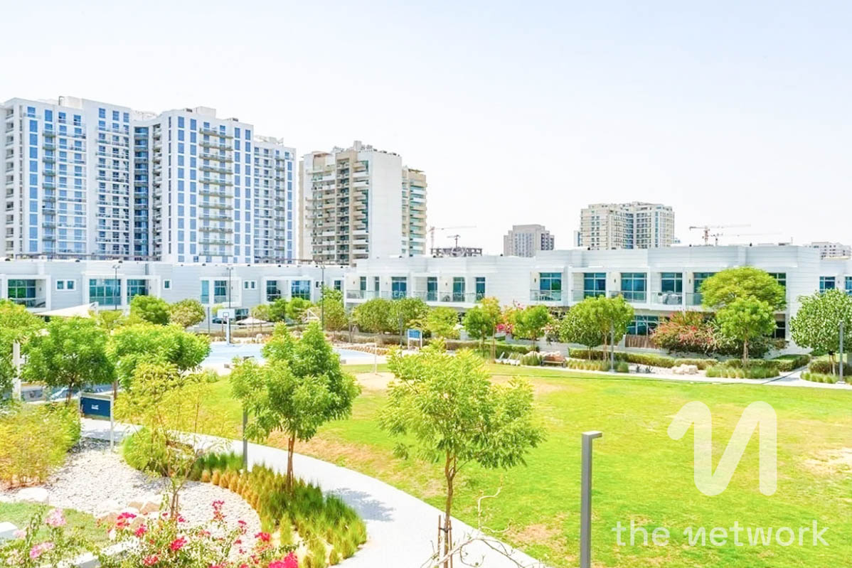 Backing The Park | Vastu | Single Row