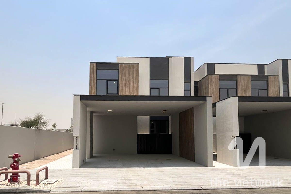 Big plot | Ready to move in | G+1