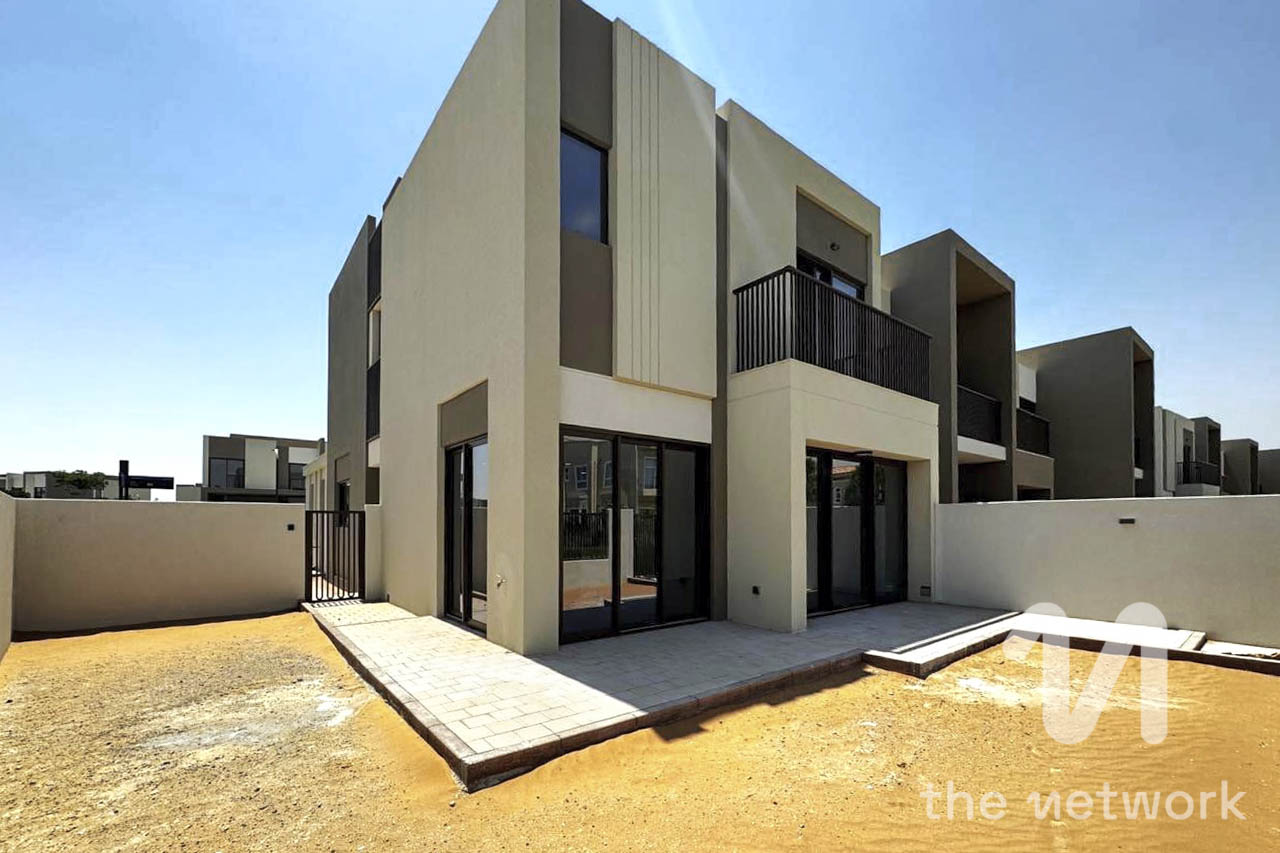 Single Row | 4 Bed Plus Maids | Brand New