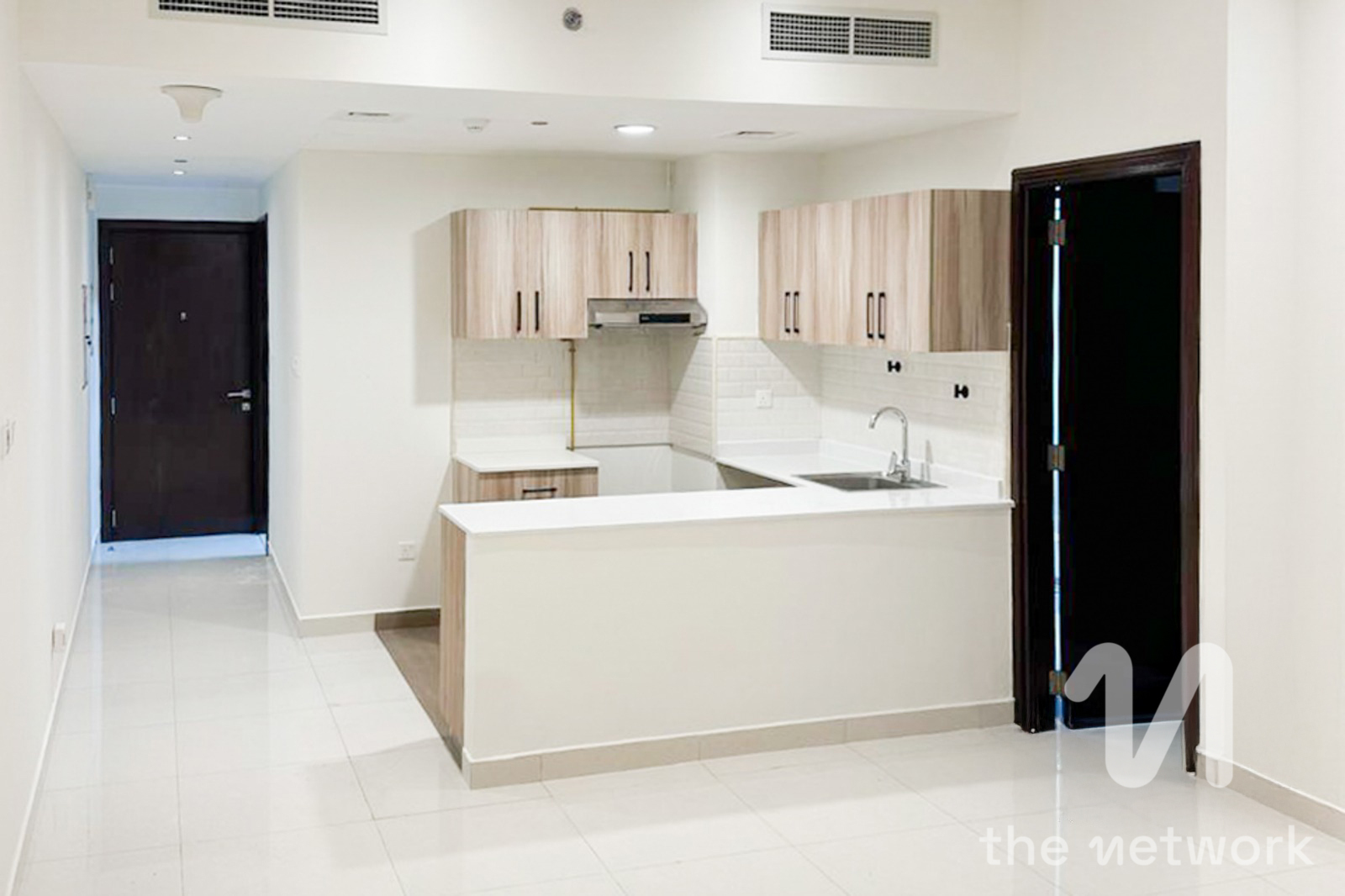 Vacant and Upgraded l Brand New | 12 Cheques