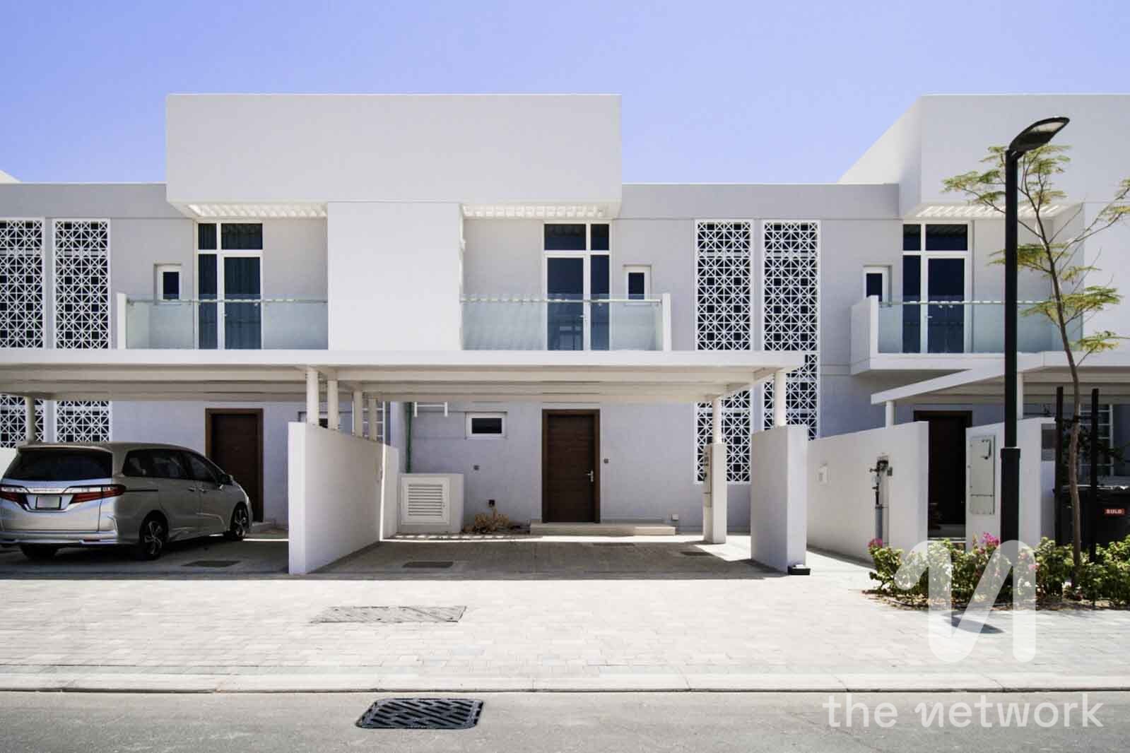 2BR with Maids | Upgraded | Vacant on Transfer