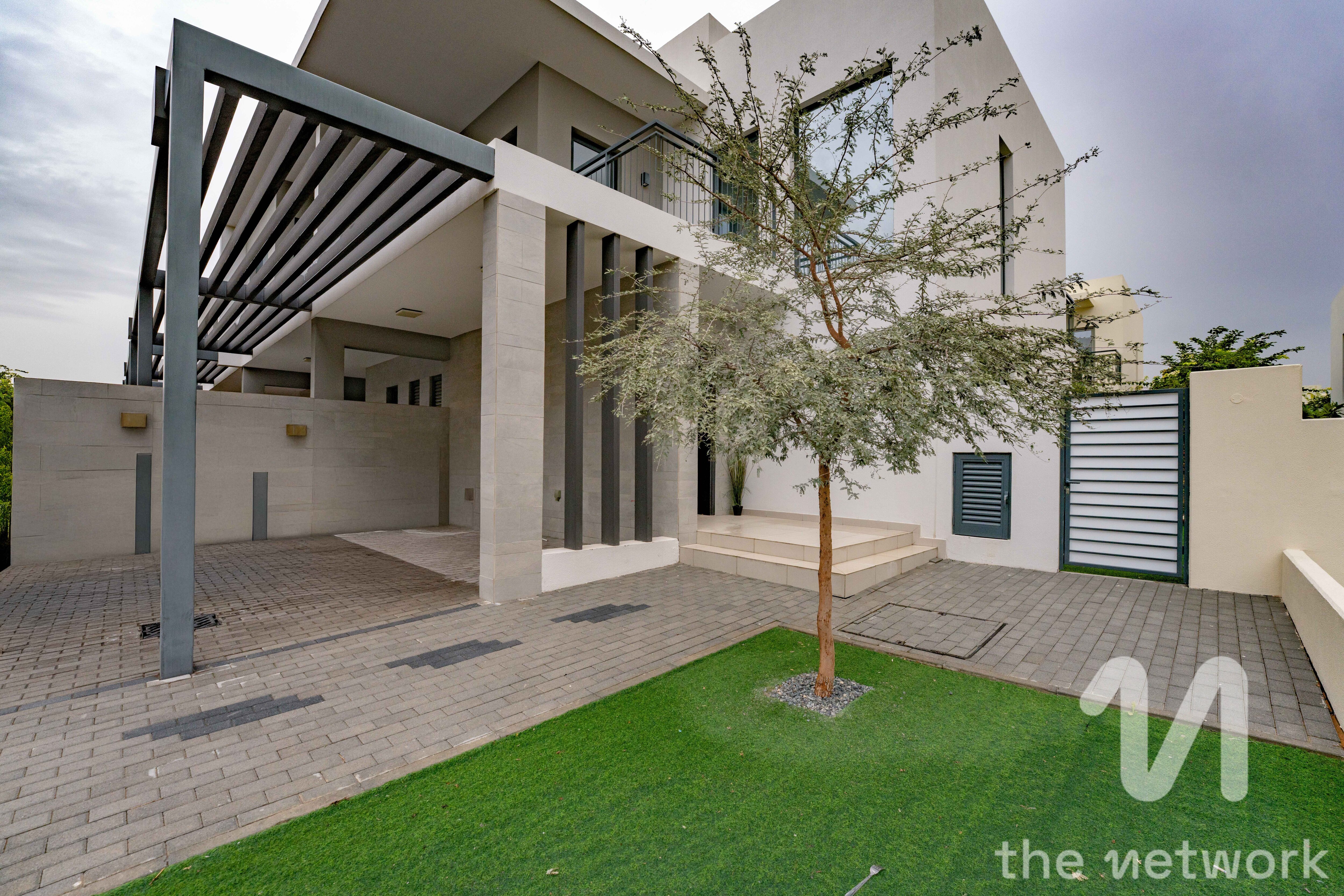 Back to Back | Vacant |  Landscape Garden