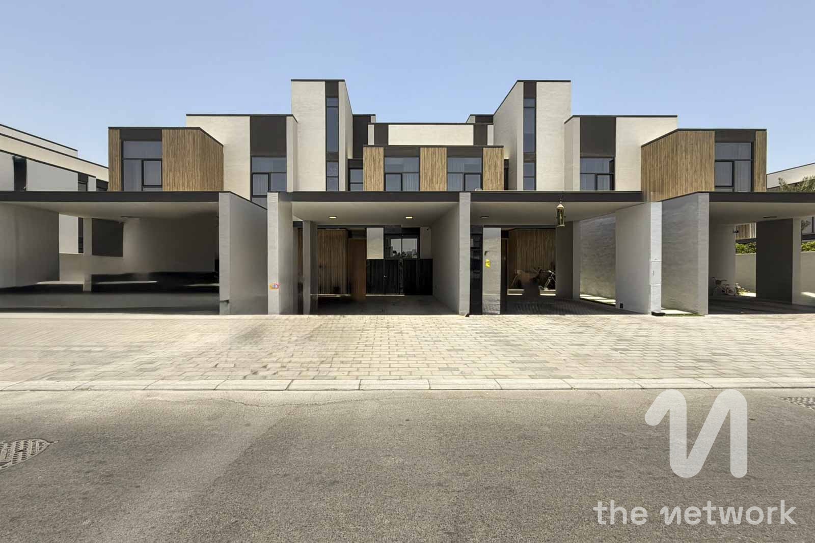 Rooftop Access | Park Backing | G+2