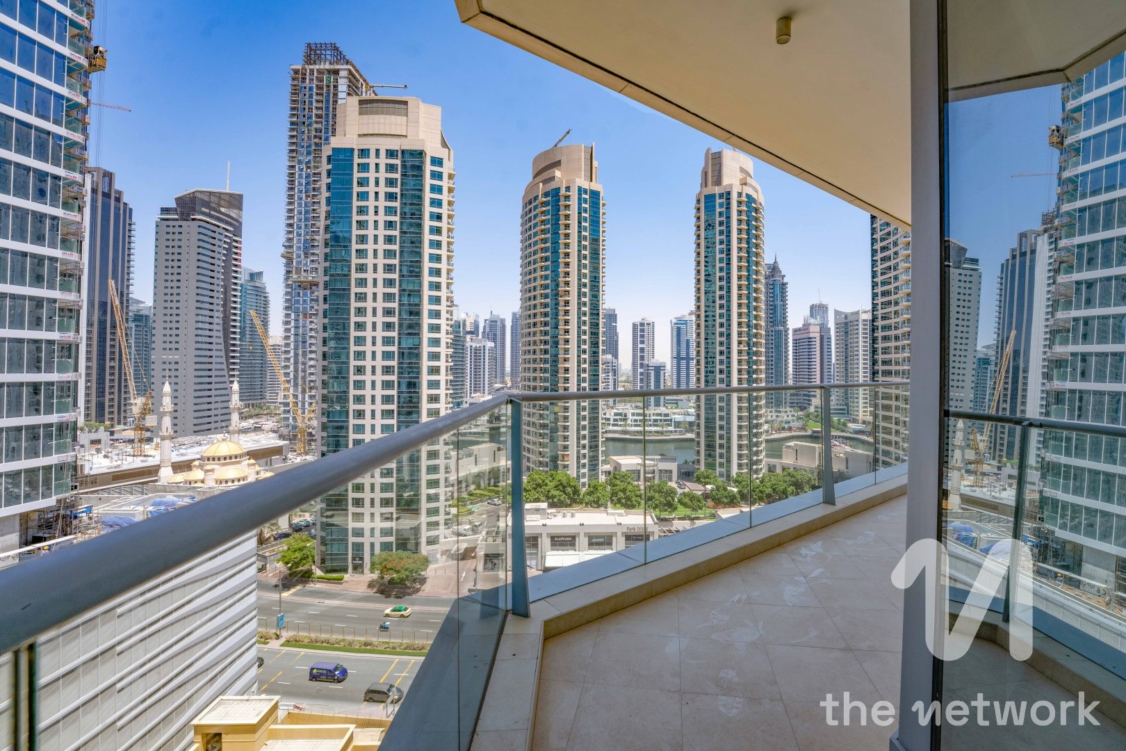 Spacious 3 Bedroom | Large Layout | Prime Location
